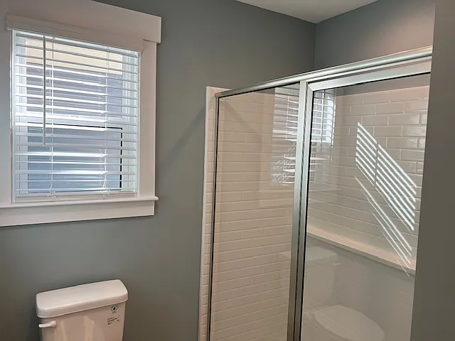 2nd level Master Bedroom shower