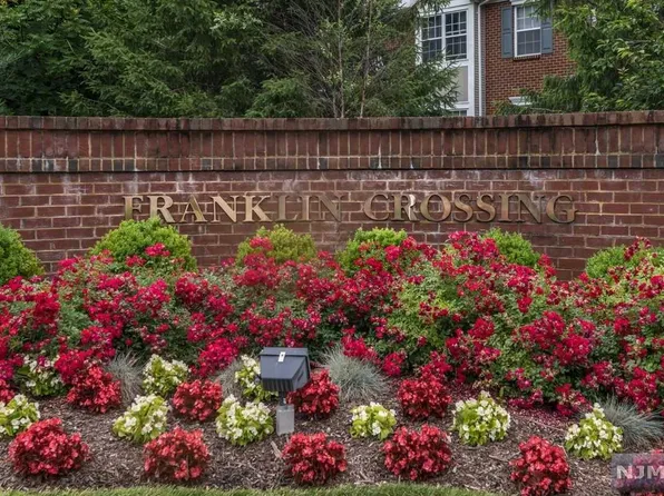 1104 Coventry Way, Mahwah, NJ 07430