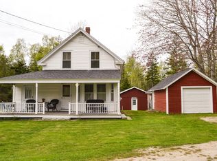 988 Coastal Rd, Brooksville, ME 04617