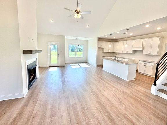 2nd image of 7425 Newbury Dr