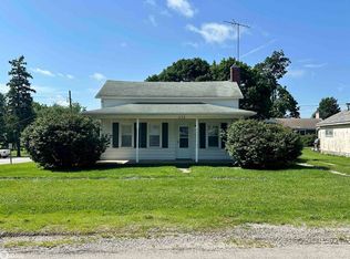 230 E Cedar St, Kirkwood, IL 61447