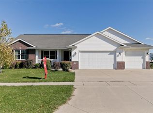 516 Ridgeview Dr, Atkins, IA 52206