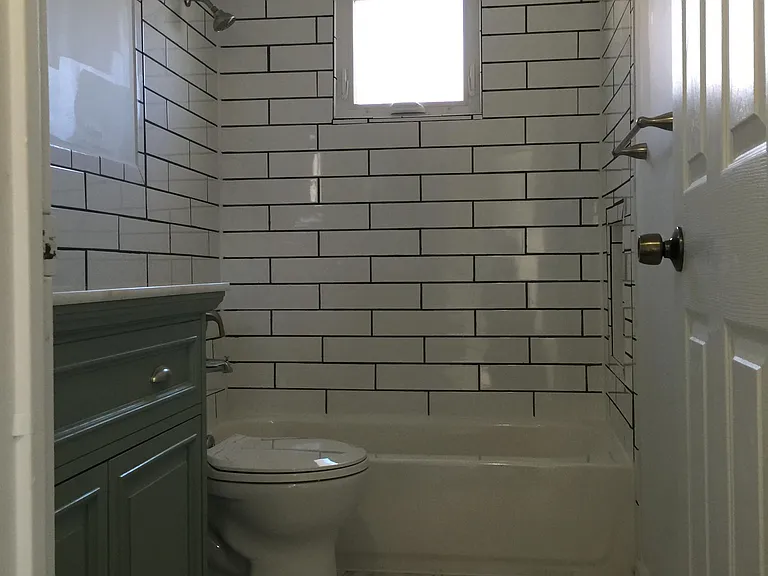 8341 Woodward St — Photo 9