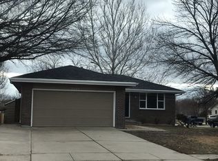2220 SW 18th St, Lincoln, NE 68522