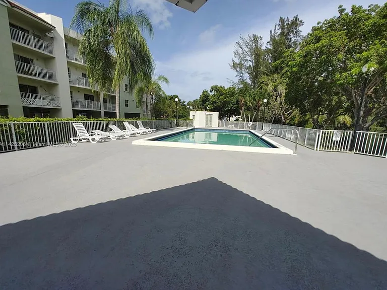 8260 SW 210th St #215 — Photo 18