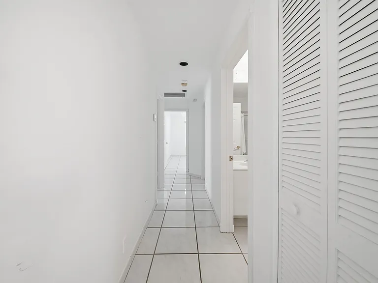 10769 Maple Chase Dr — Photo 27