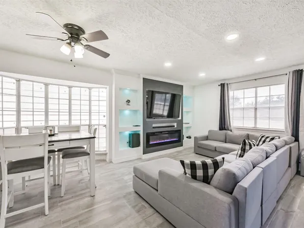 4217 Benard Ct #9, Pasadena, TX 77503