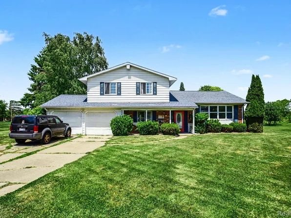 6156 Trenton Dr, Flint, MI 48532