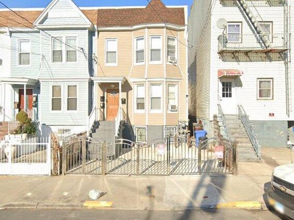 719 E 222nd St #1