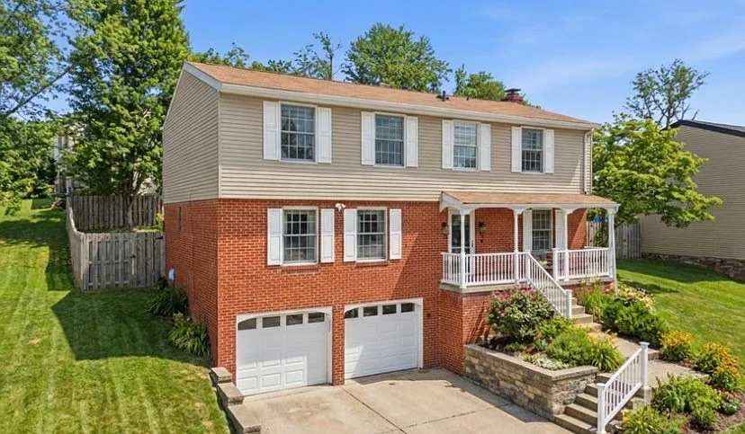 102 Agate Dr photo 1