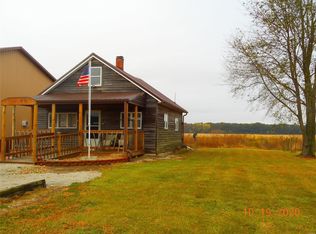 18065 Raccoon Trl, Nokomis, IL 62075