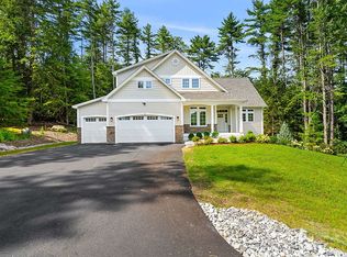 6 Westview Rd, Bedford, NH 03110