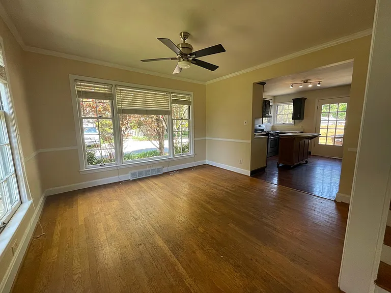 501 Fairlawn Rd — Photo 6