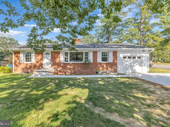 6400 Inwood Dr, Springfield, VA 22150