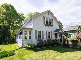 294 Riverside Dr, Northampton, MA 01062