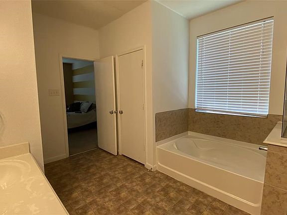 2nd image of 4311 Richland Chambers Ln