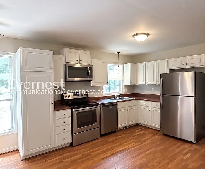 5633 Obisque Dr — Photo 3