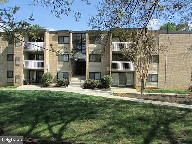 6310 Hil Mar Dr #9-11 — Photo 4