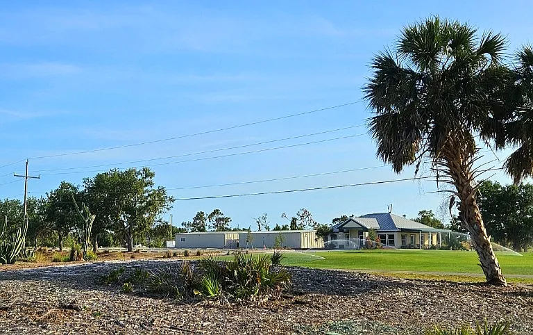460 Rotonda Cir — Photo 27
