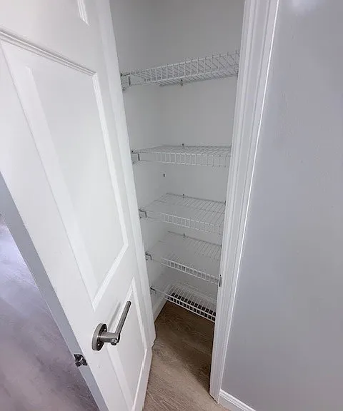 101 King Dr — Photo 14