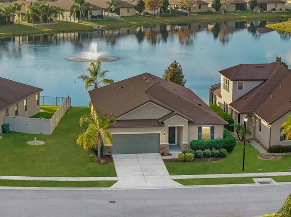 453 Tuscany Chase Dr, Daytona Beach, FL 32117