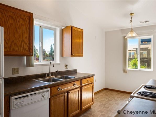 cheyenne-wyoming-299536975 picture