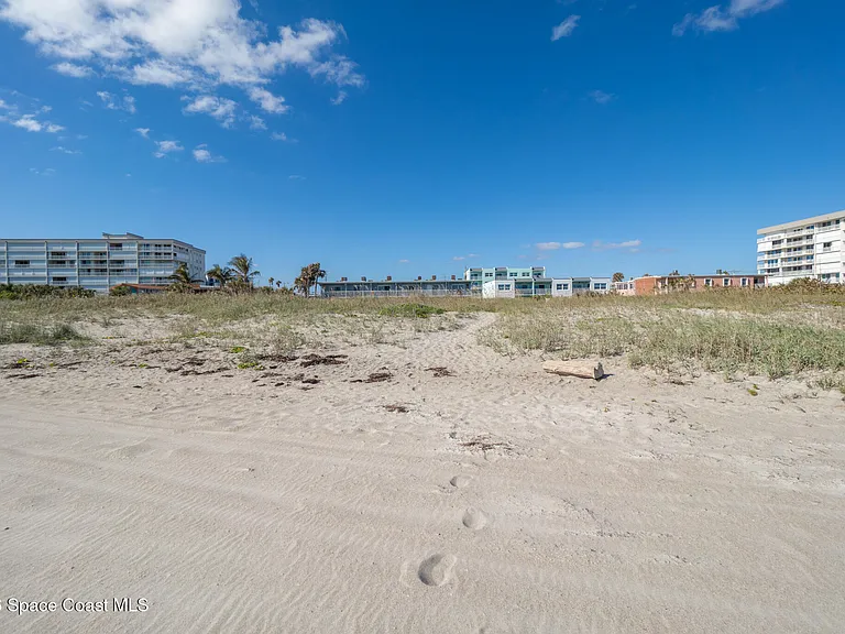 3600 Ocean Beach Blvd #5 — Photo 28