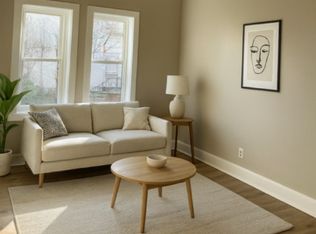 500 S Douglas Ave #C, Springfield, IL 62704