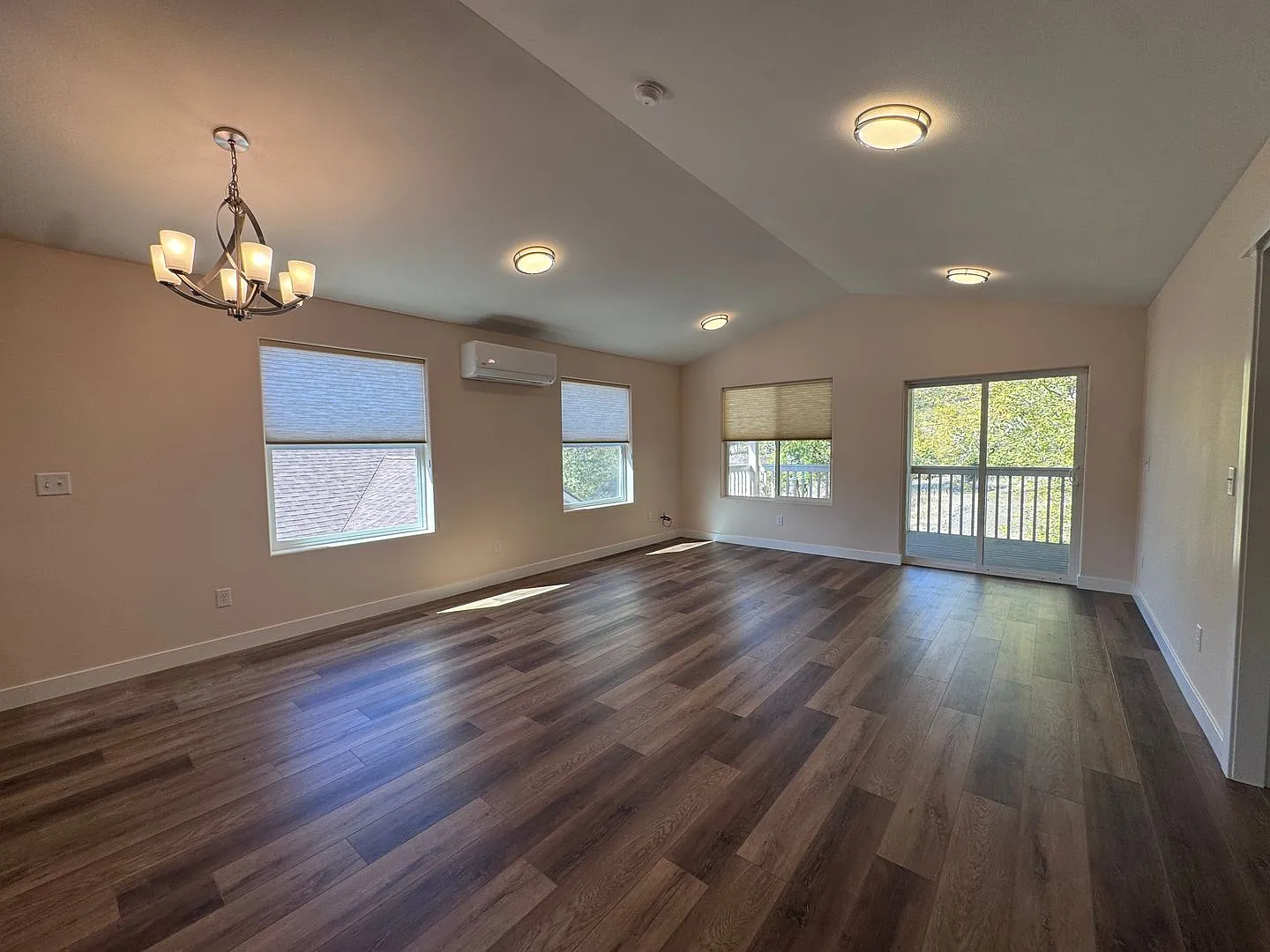 Brand New Home in 55+ Neighborhood — Photo 2