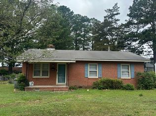 144 N Fairview Cir, Tarboro, NC 27886