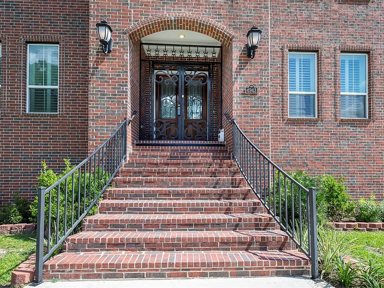 4943 Wigton Dr — Photo 2