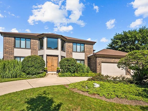 2nd image of 1438 Voltz Rd