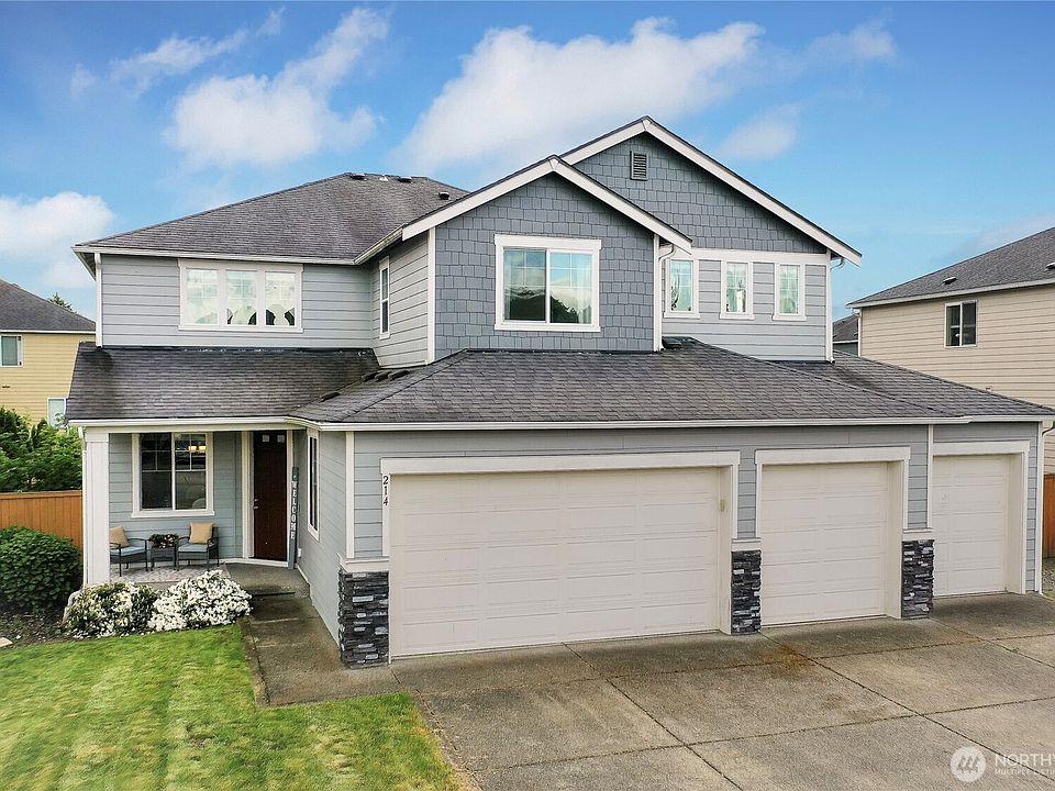 1st image of 214 Fielding Street NE