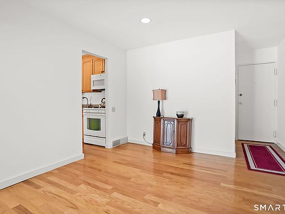 5th image of 55 Olcott Way #55