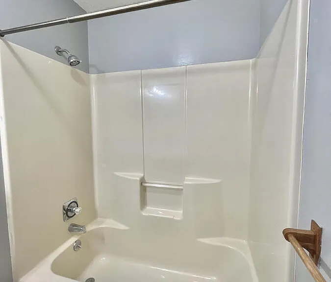 808 Grant St — Photo 23