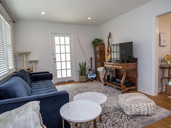 5th image of 8401 Copley Dr