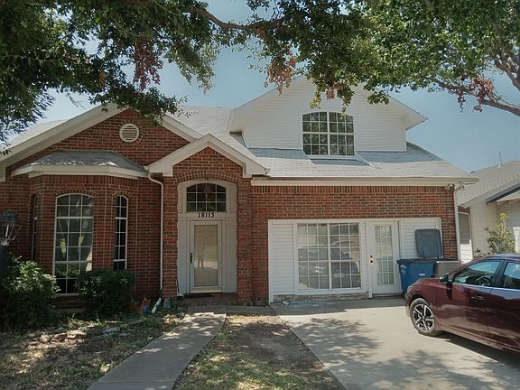 Front entrance, two storey 2880 square feet. Recent structural work. Complete interior painting and new carpet.