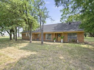 5022 Ensign Rd, Ennis, TX 75119
