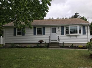 20 S Pine St, Plainfield, CT 06374