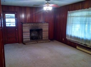 2136 Chase Rd SE, Carrollton, OH 44615