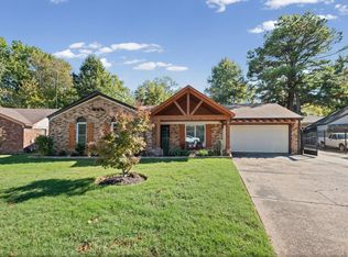 6073 Elk Grove Rd, Memphis, TN 38115