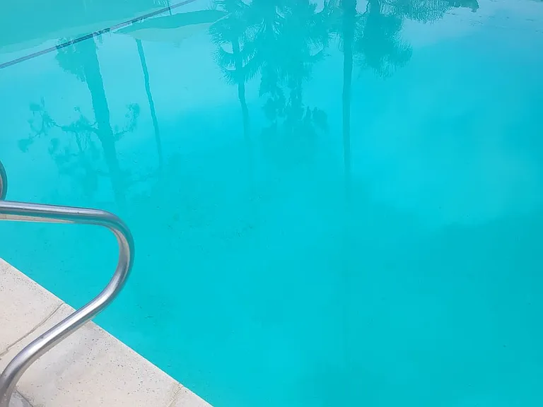 100 - Kimberly Apartments — Photo 3