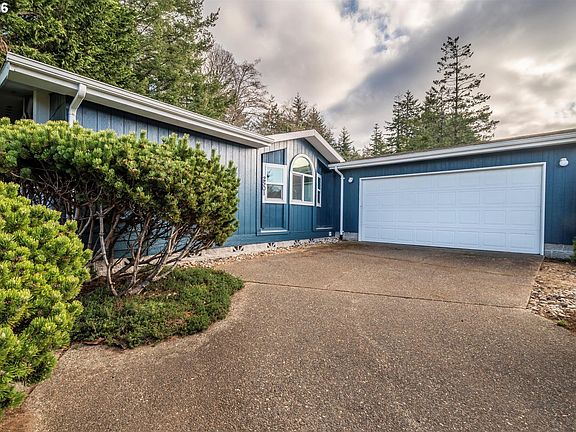 2nd image of 2501 Creekside Ln