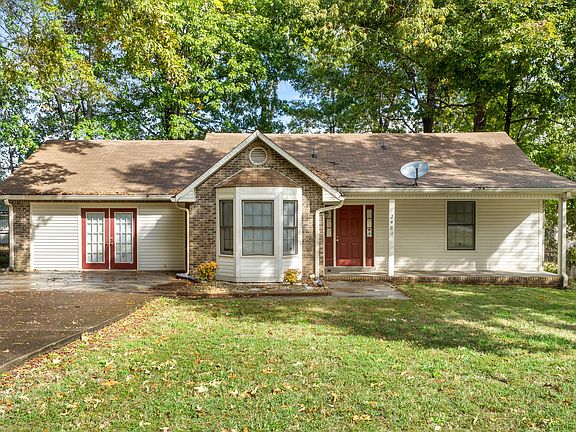 3rd image of 248 Millstone Cir