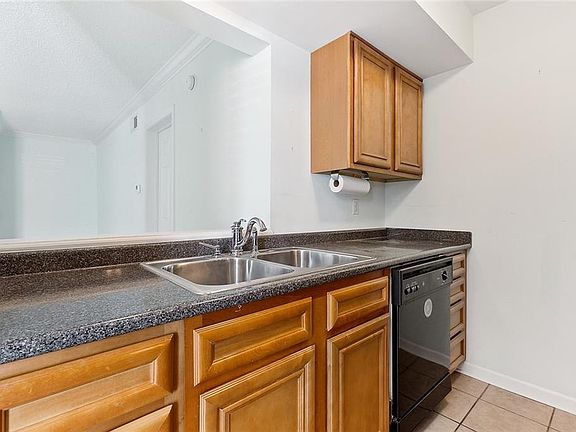 5th image of 2511 Metairie Lawn Dr #107