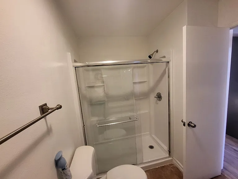 121 Sinclair Ave — Photo 19