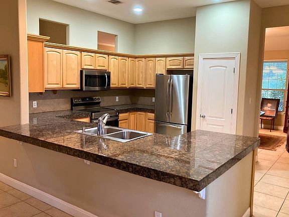 5th image of 117 Keswick Dr
