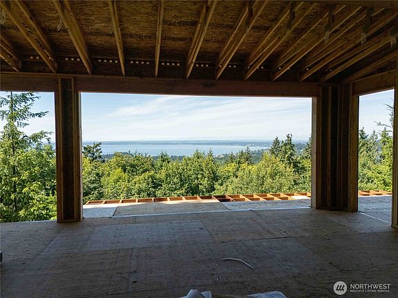 3rd image of 1697 Chuckanut Crest Drive