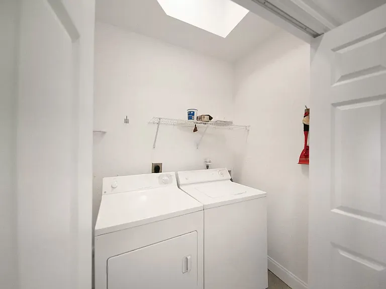4507 Furling Ln #303 — Photo 19