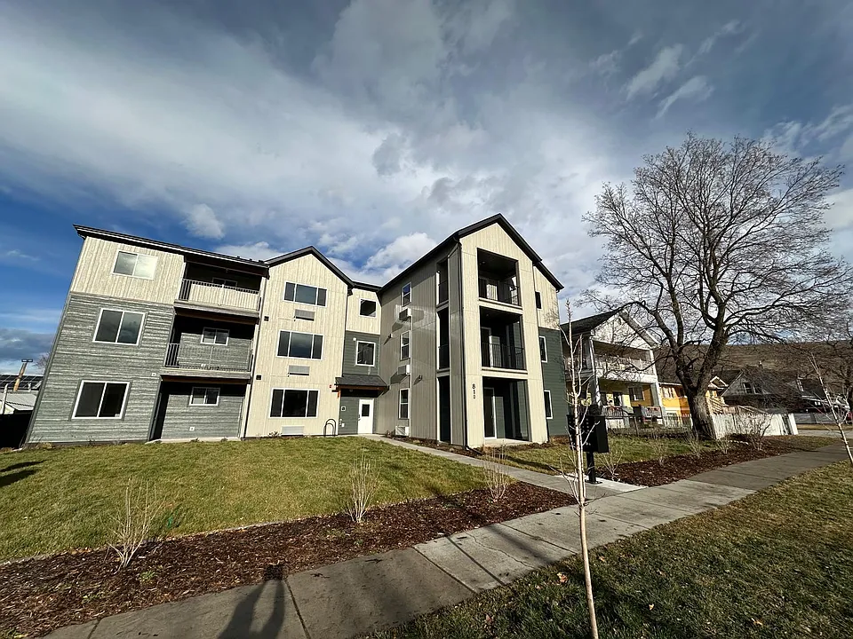 810 Cooley St #203
